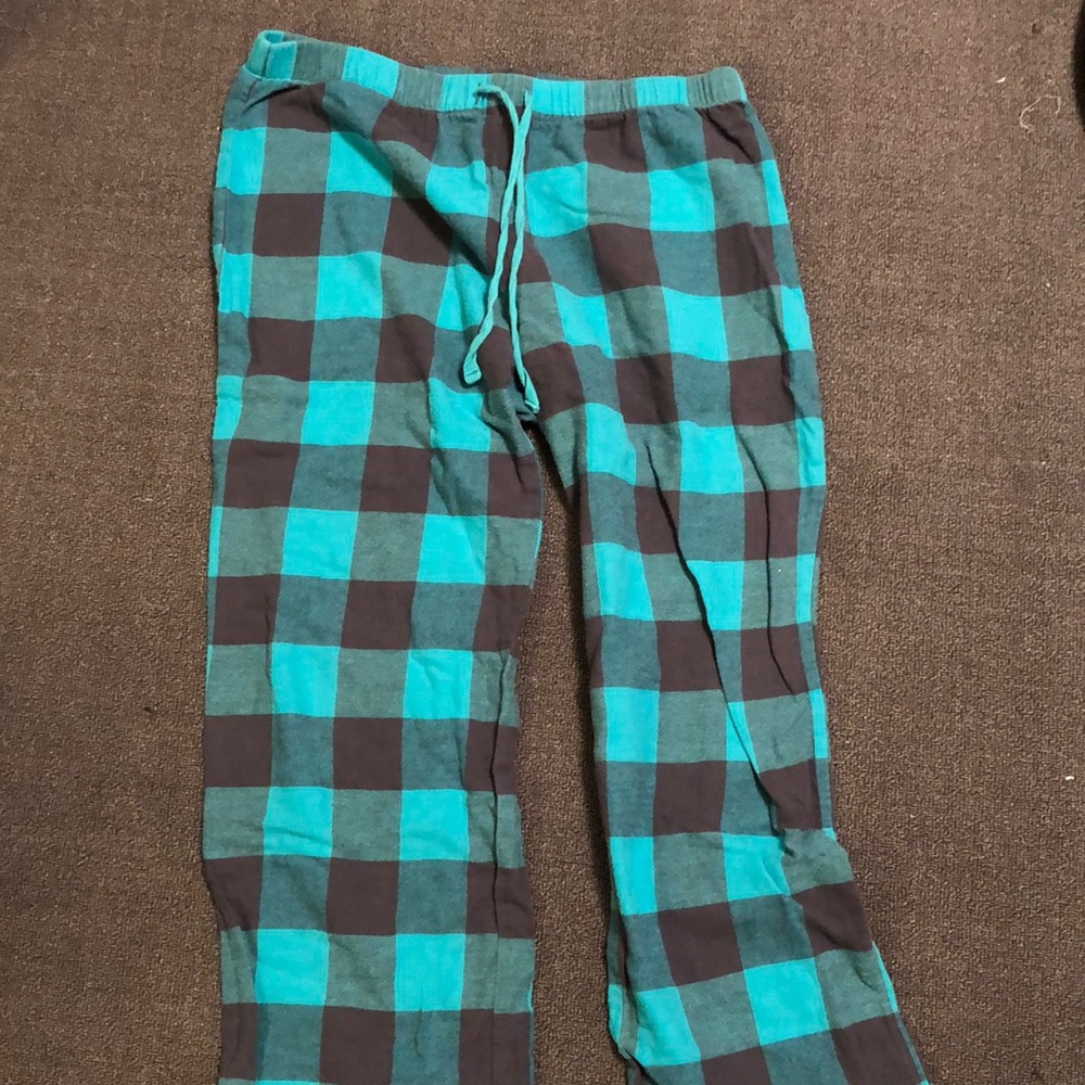 SO brand flannel pants